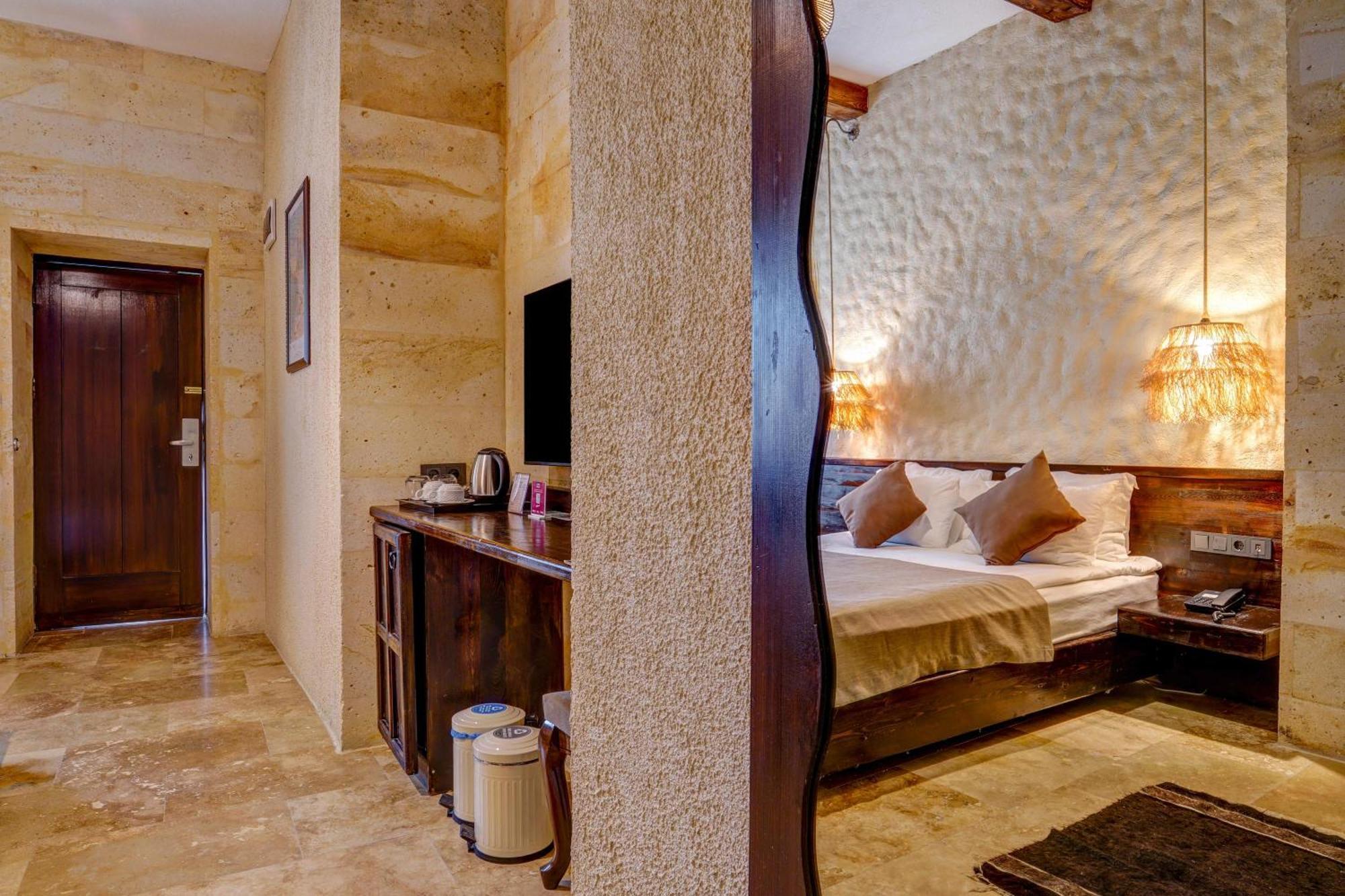 Отель A La Mode Cappadocia Гореме Экстерьер фото